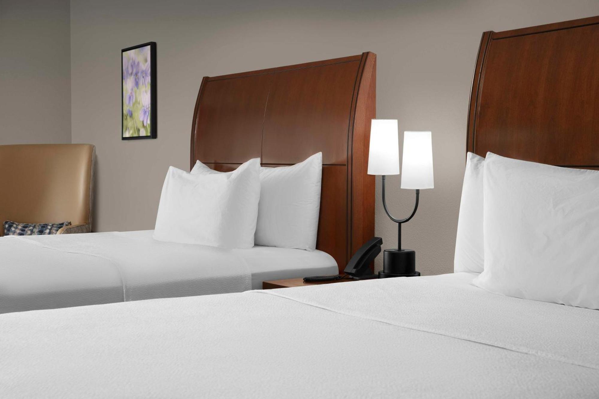 Hilton Garden Inn Hoffman Estates Exterior photo